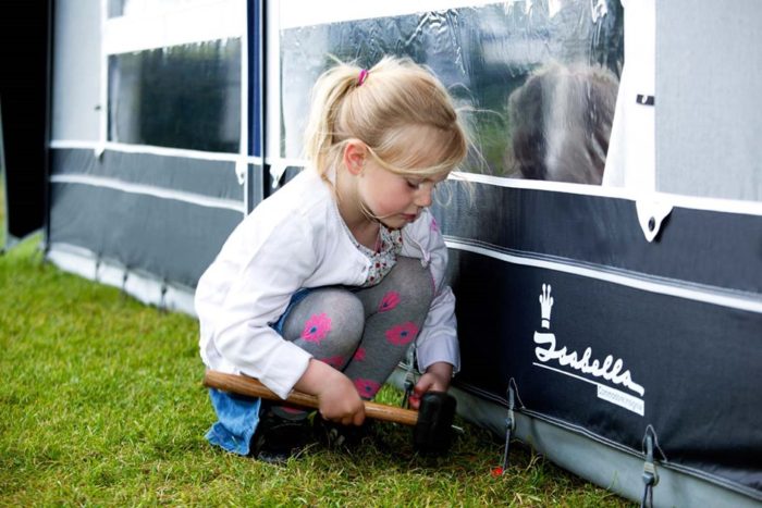 snel strip scheidsrechter Koop een voortent voor bij uw caravan