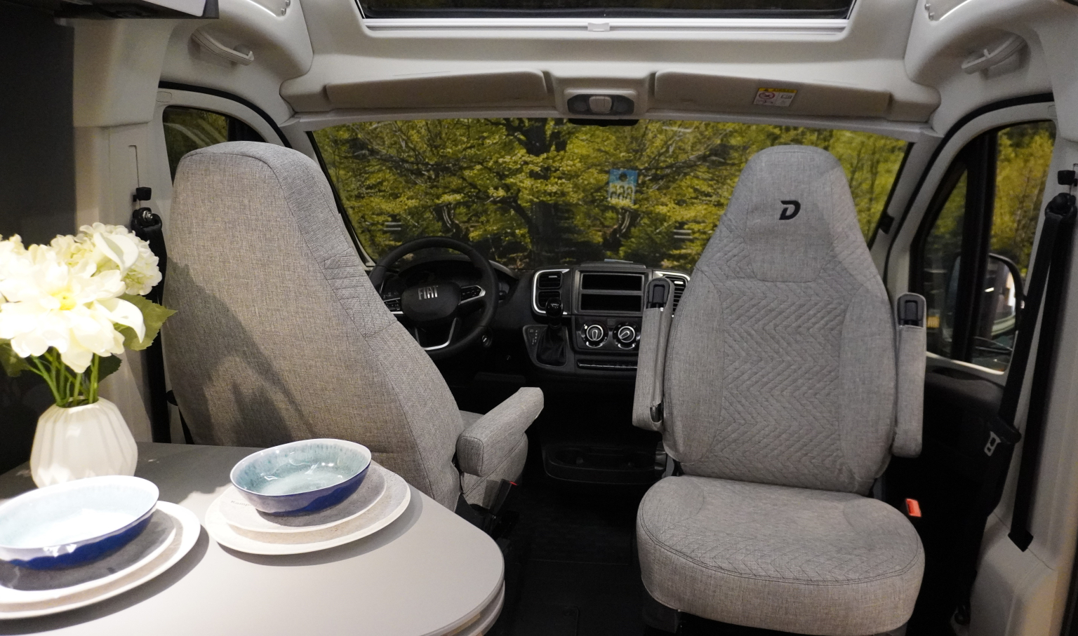 Campolife-camper-automaat-foto-binnen-1