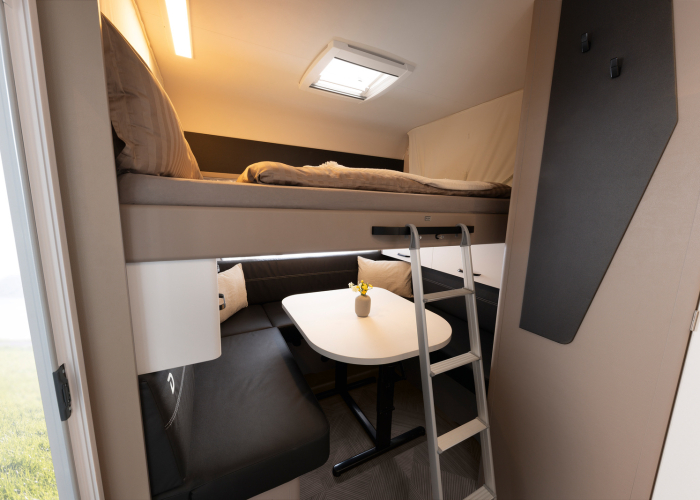 Dethleffs-CGo-Up-525-KR-Active-2026-rondzit-plus-hefbed