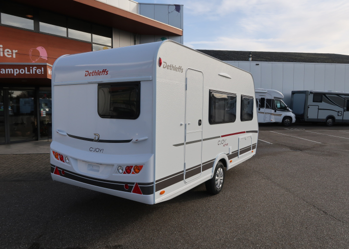 Dethleffs-CJoy-420-QSH-2026-Campolife-buiten