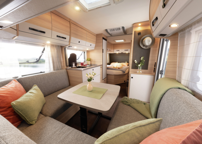 Dethleffs-Camper-470-FR-SummerEdition-binnenkant