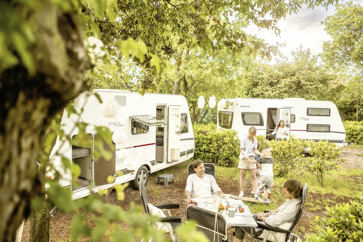 caravan-met-stapelbed-campolife-bekijk-dethleffs